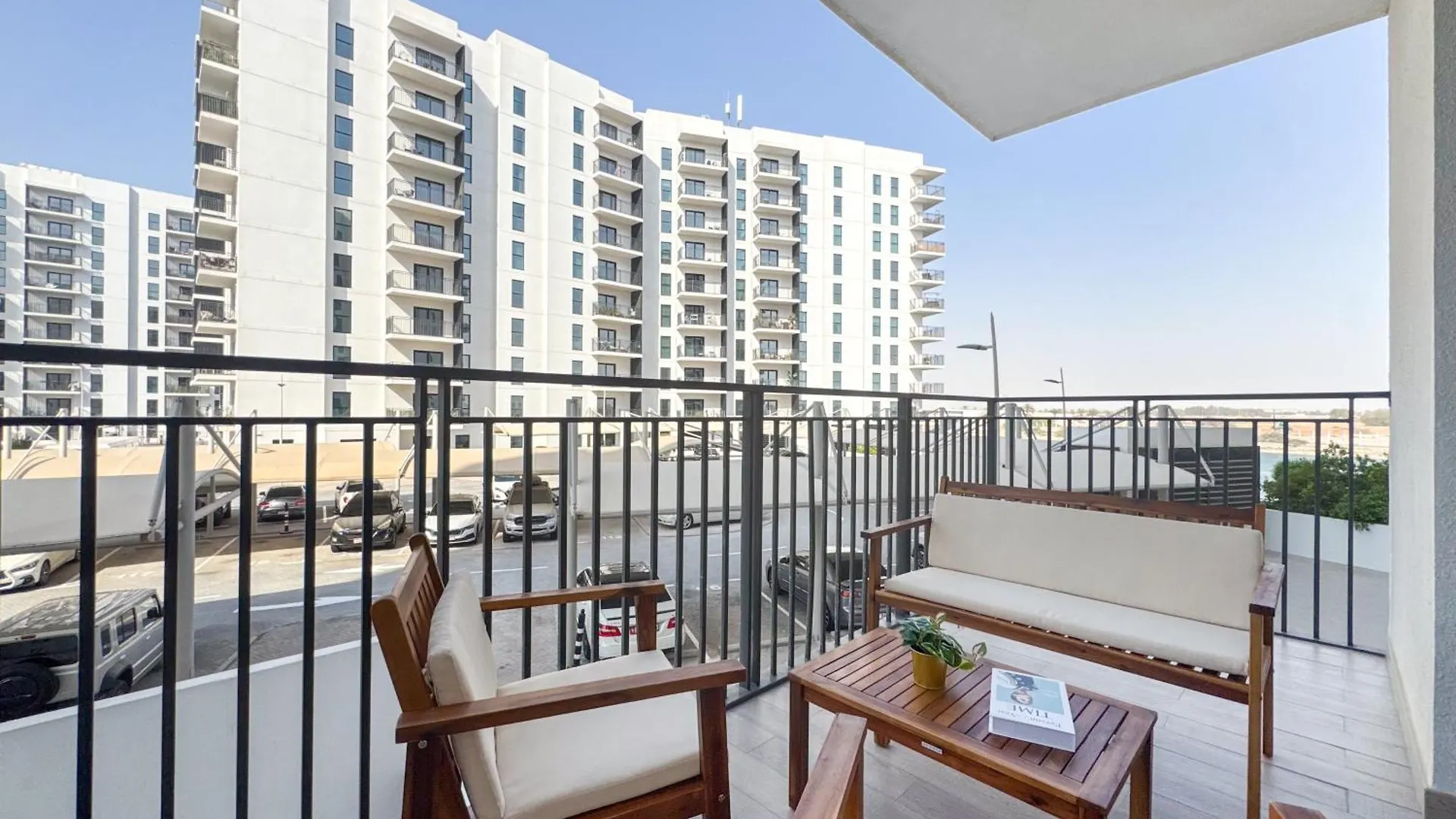 شقة Perfect Studio For Families Next To Ferrari World, Sea World, Warner Bros World & Yas Mall أبو ظبي
